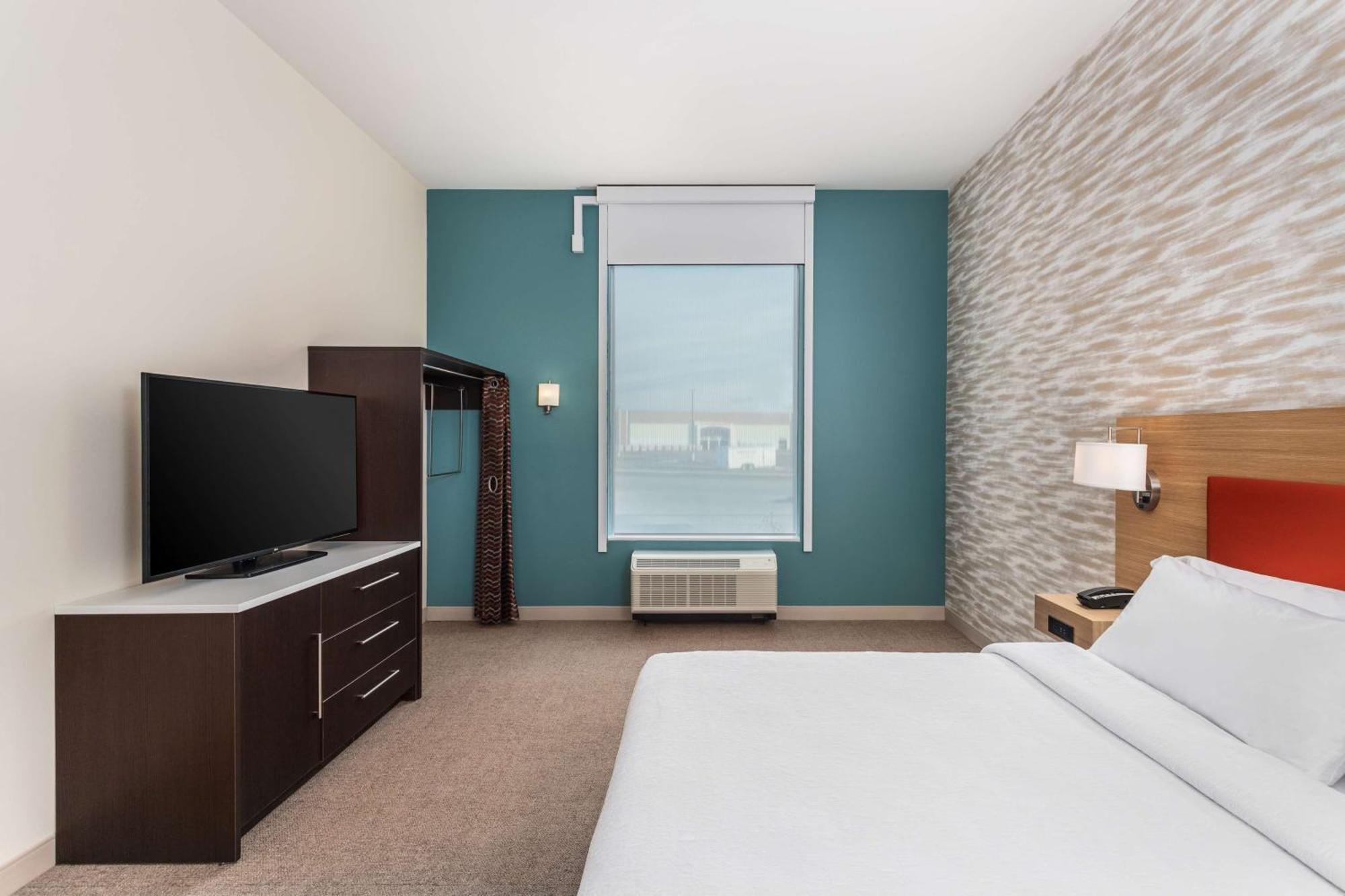 Home2 Suites By Hilton Cedar Rapids Westdale Exterior foto
